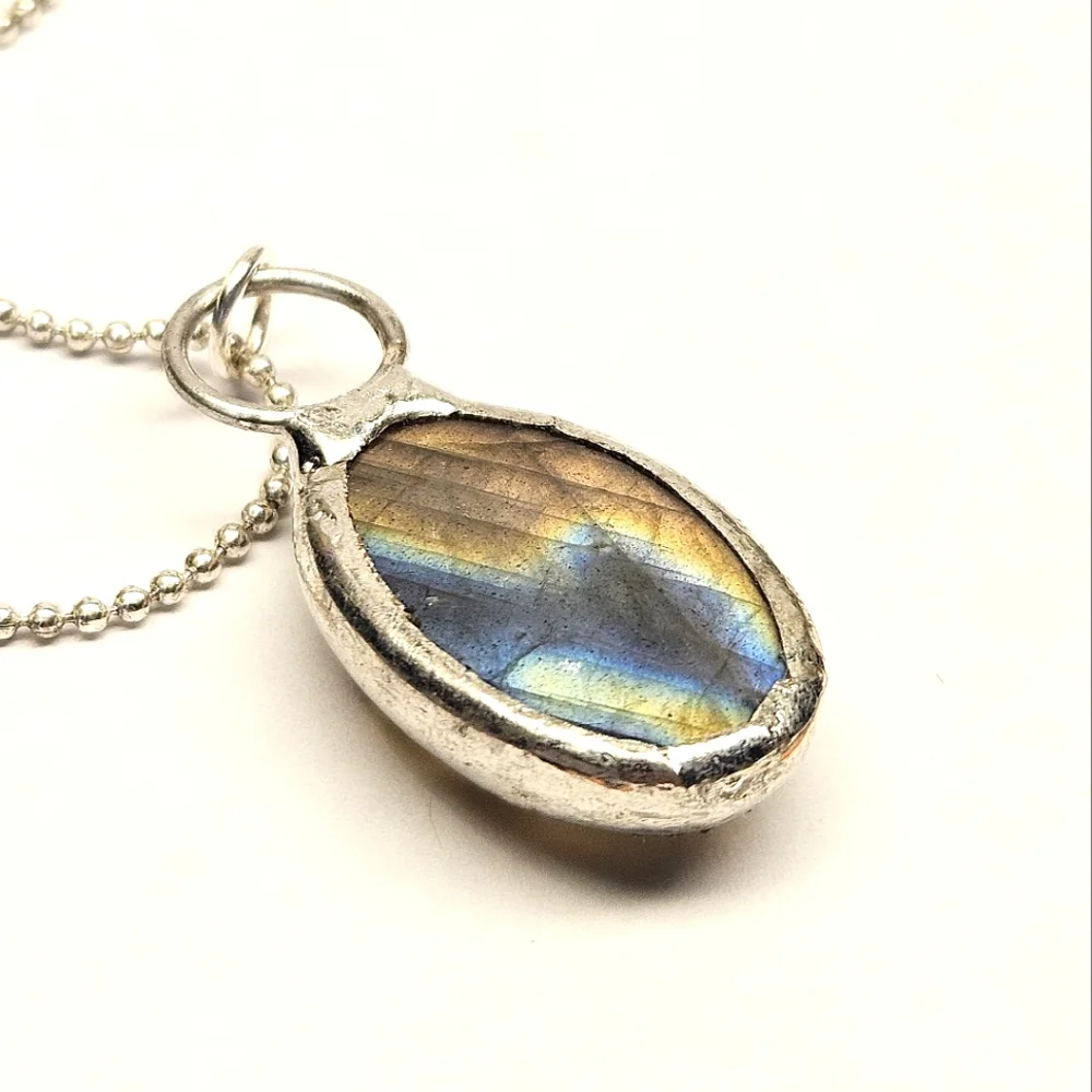 Labradorite Pendant Necklace